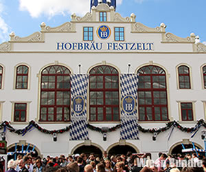 Hofbräuzelt - Festzelt der Brauerei Hofbräu auf dem Oktoberfest